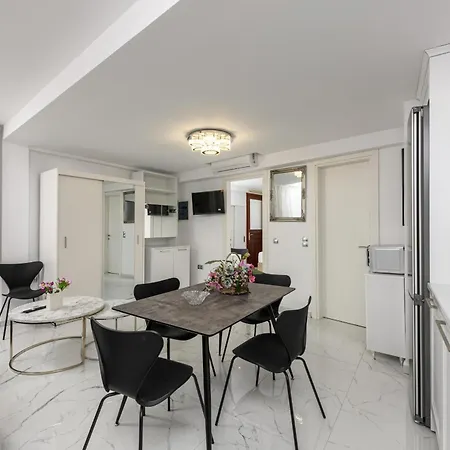 Apartamento Andriana *